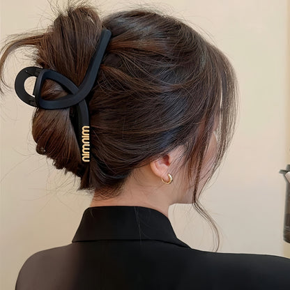 Clipe de Cabelo Tubarão Preto